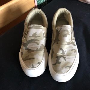 Restricted Shoes - Restricted Camo Slip On Sneakers Restricted Shoes - Restricted Camo Slip On Sneakers